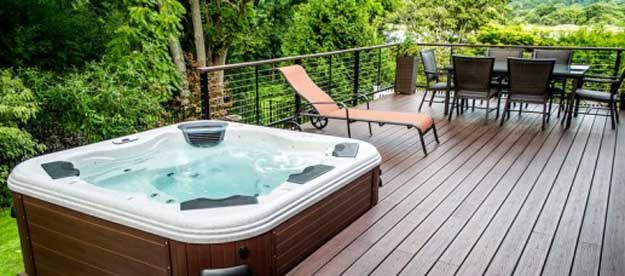 deckhottub